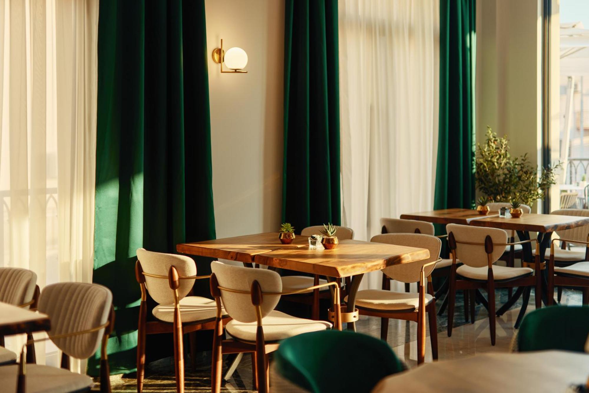 Hotel Diplomat By Aycon Будва Екстериор снимка