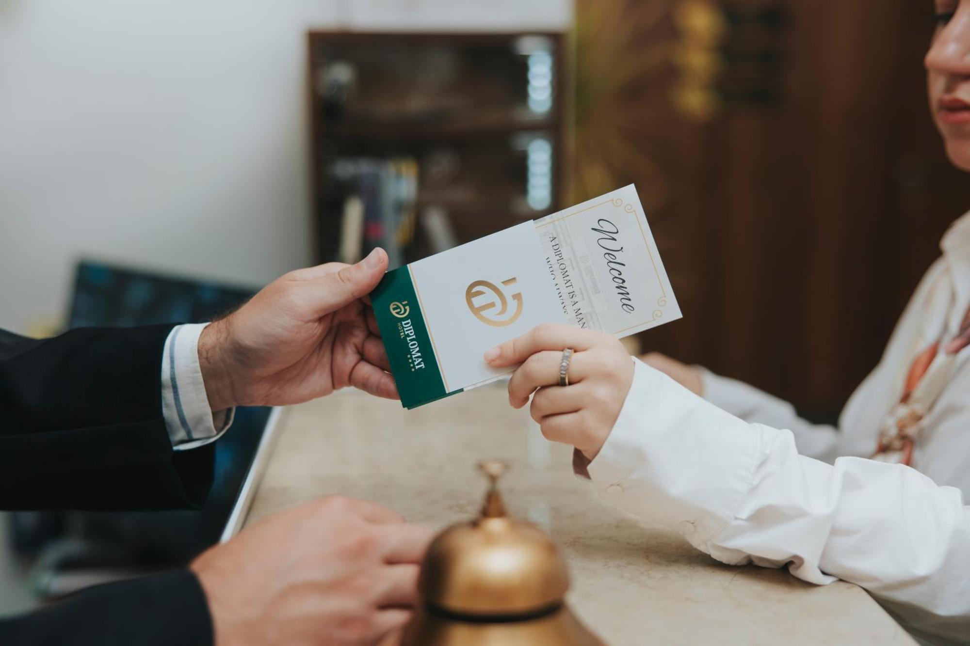 Hotel Diplomat By Aycon Будва Екстериор снимка